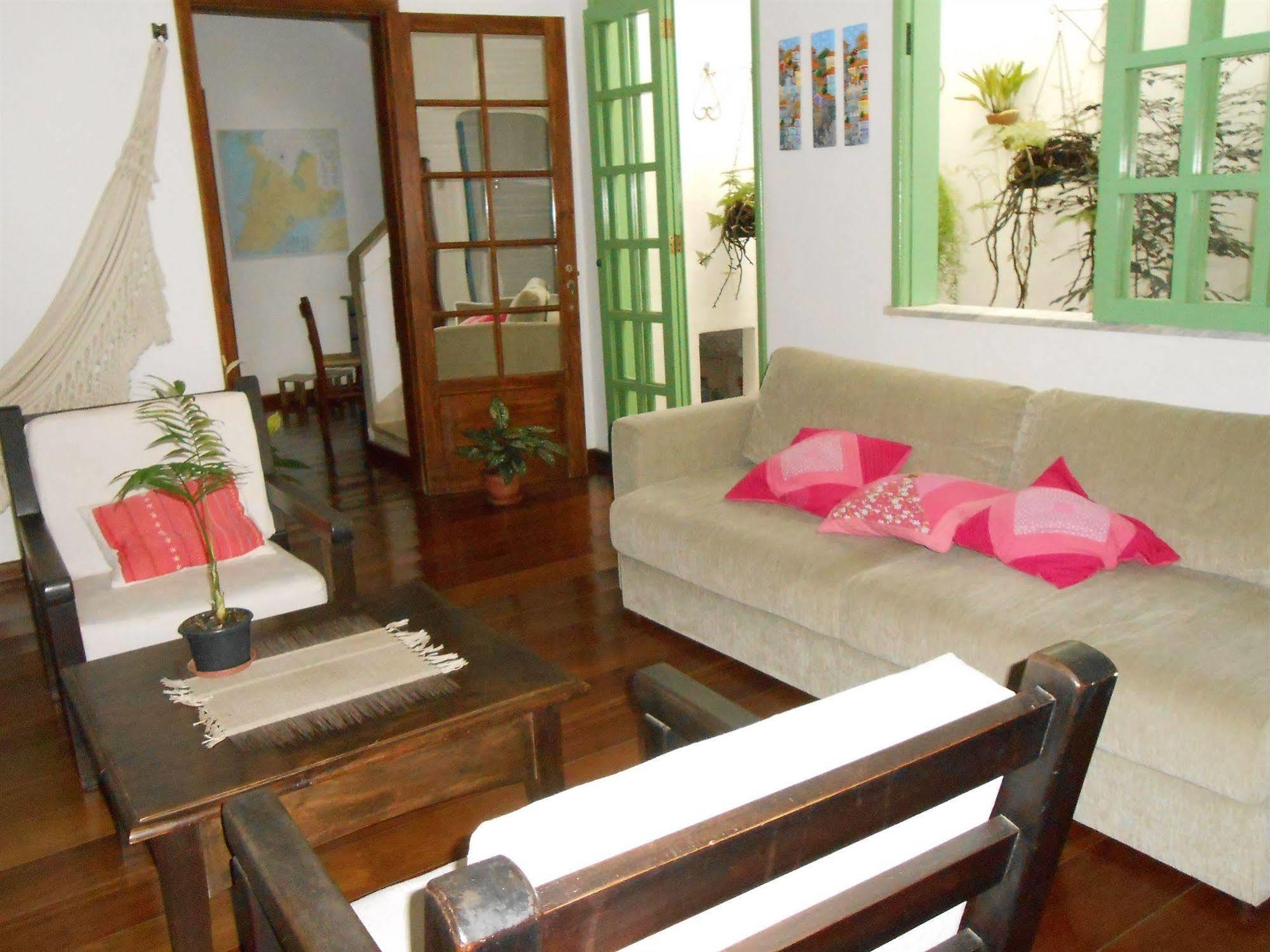 Acomodação com café da manhã  Baluarte 3*
